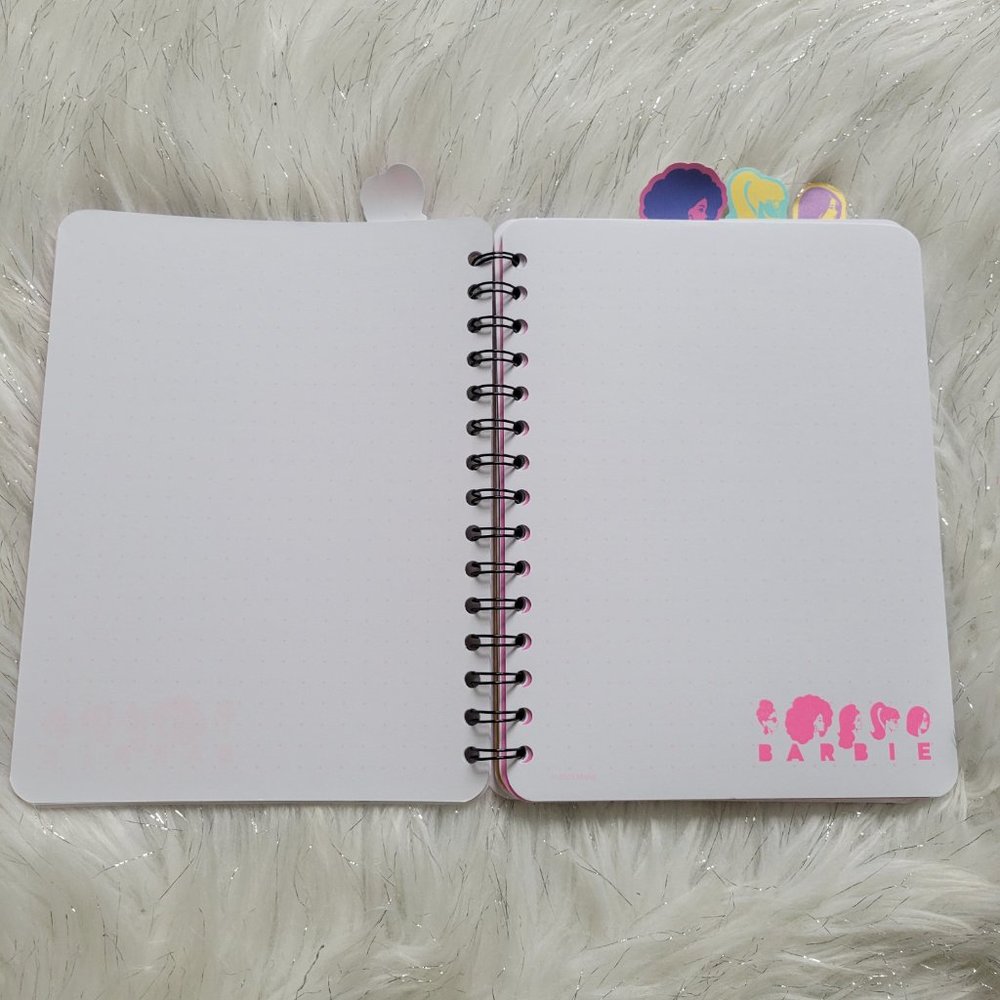 Barbie Tabbed Notebook - Picture 3 of 9